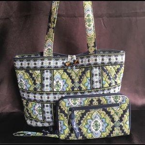 Vera Bradley Tote Style Purse and Wallet